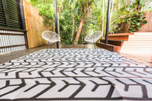Load image into Gallery viewer, Outdoor Rug -  Arrows Black and White