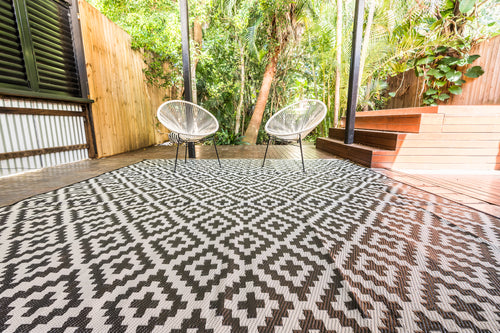 Outdoor Rug - Diamond Black and Grey Square