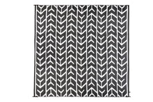 Load image into Gallery viewer, Outdoor Rug -  Arrows Black and White